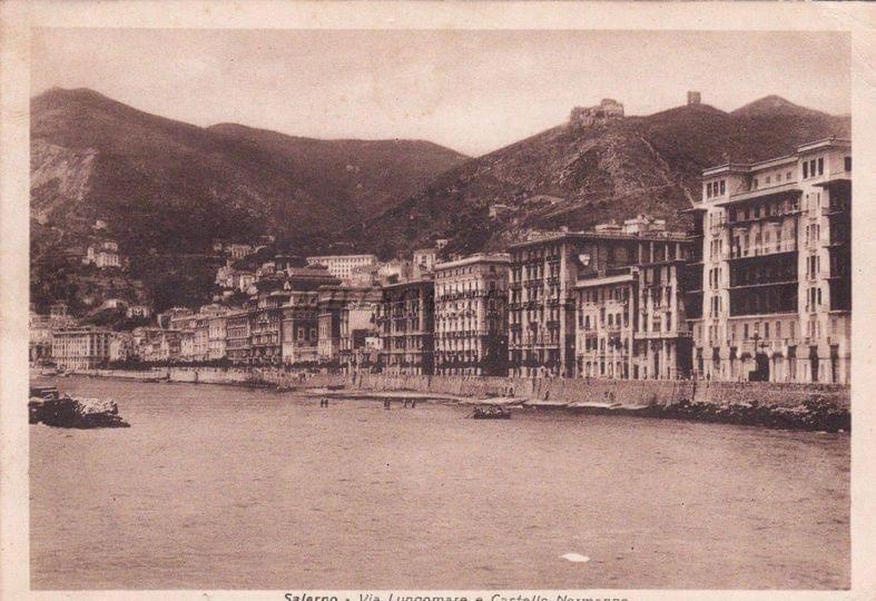 B&B Palazzo Dei Velieri 萨莱诺 外观 照片