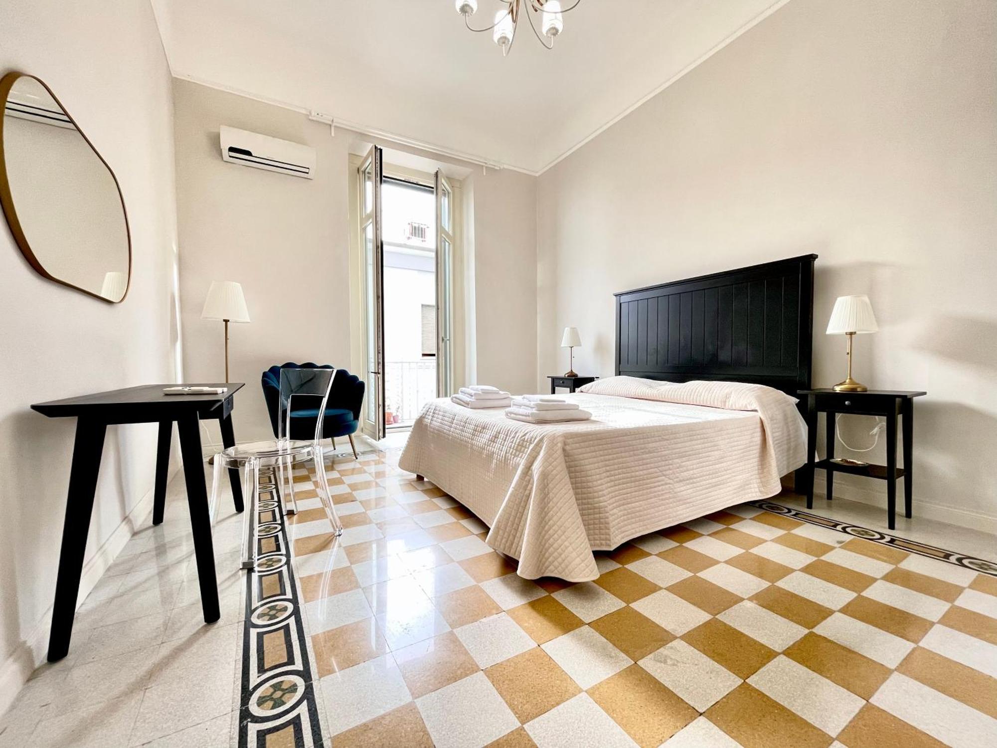 B&B Palazzo Dei Velieri 萨莱诺 外观 照片